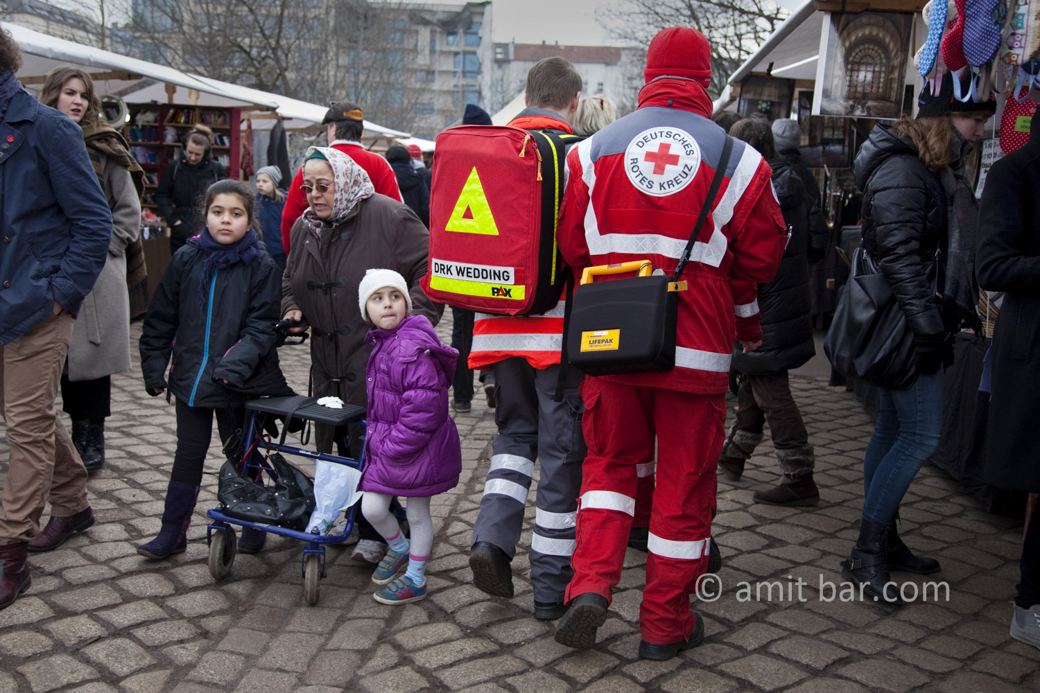Berlin: Red Cross workers at the Sunday market, Mauerpark