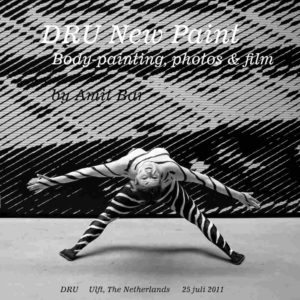 DRU New Paint video: Body painting in DRU culture factory, inspired by the background of the wall.