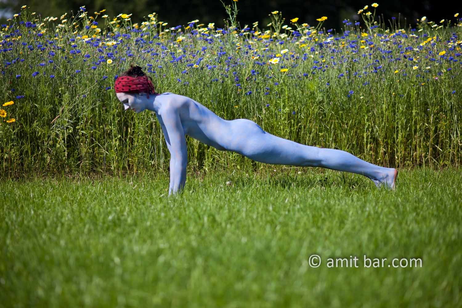 Flower yoga I: Body-painted yoga teacher