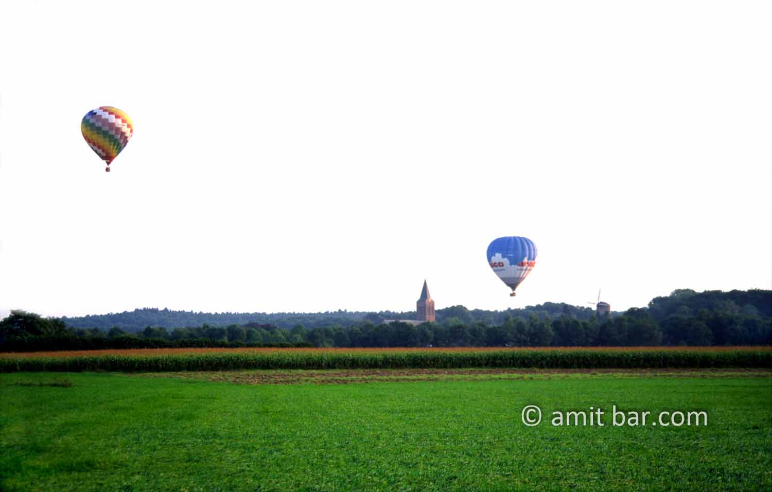 Hot-air balloons: Hot-air balloons at Zeddam, The Netherlands