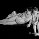 Mother and children II: Pregnant mother and her three children