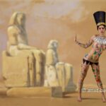Nefertiti IV: Body-painted model as Nefertiti at the statues of Amenhotep III in Thebe (Luxor)