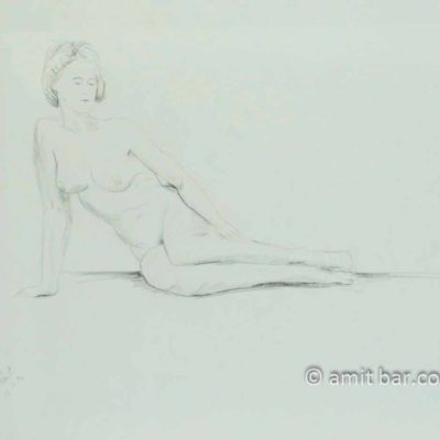 Nude figure sitting on the floor