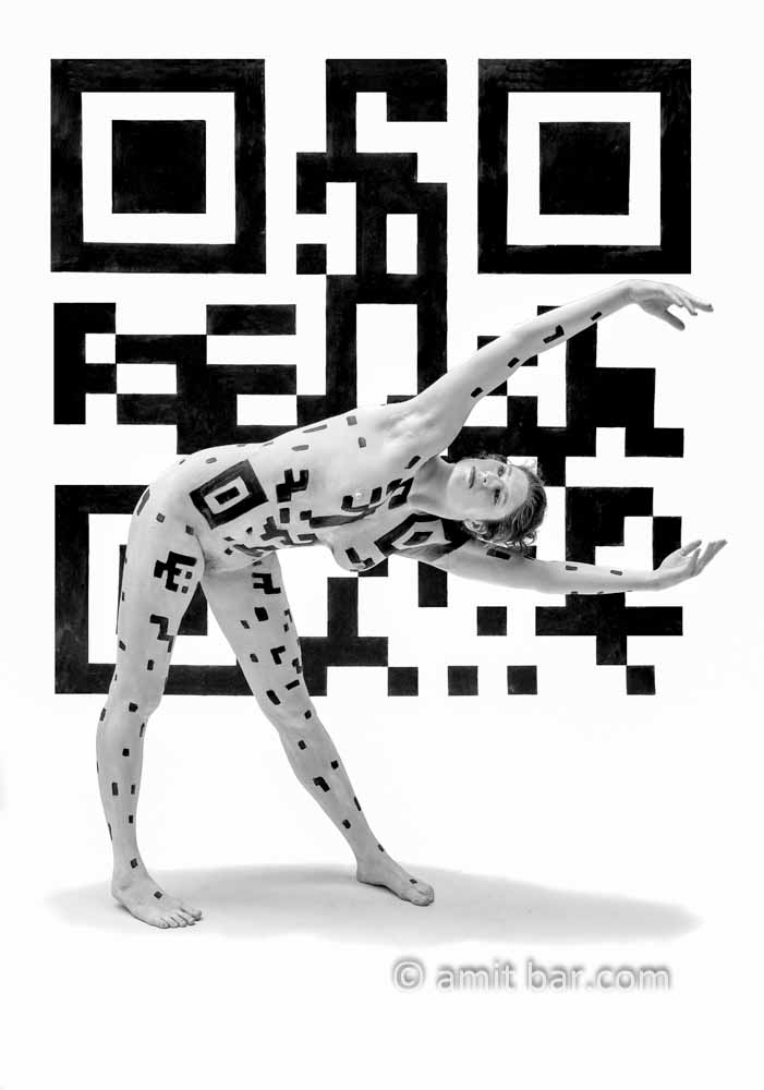 QR-code I: Body-painted model with QR-code