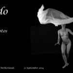 video Rondo: Nude dancer with a white cloth