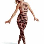 Triangles I: Body-painted model with triangles