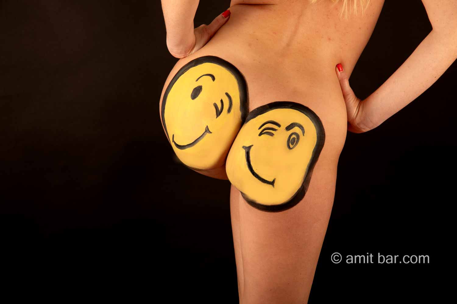 Winking III: Winking dialog between the bottoms